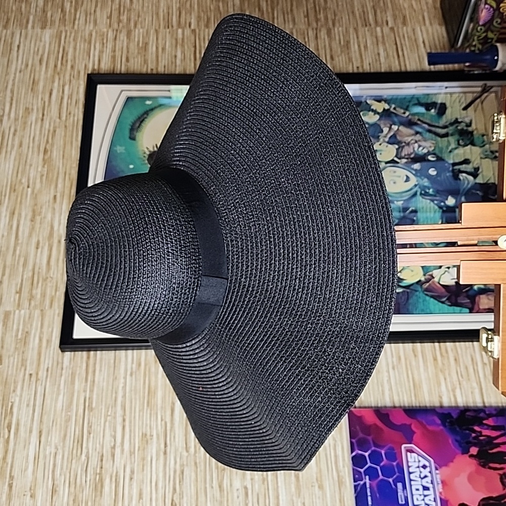 Black Wide-brim Sun Hat - Picture 3 of 5
